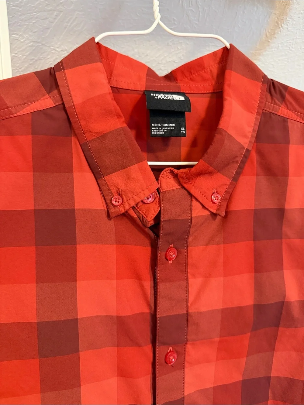 The North Face red checkered short sleeved button down shirt - size XL